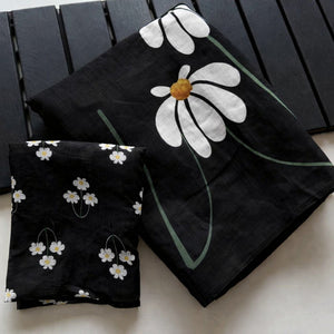 Graceful Black Linen Cotton Saree with Stylish Floral Prints for Effortless Elegance - Image 2