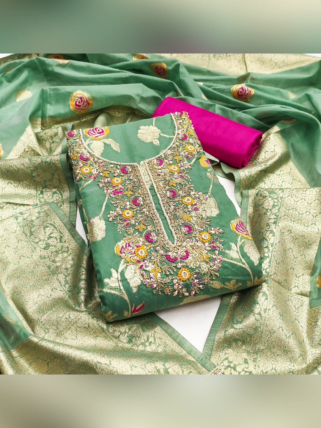 Graceful Green Floral Woven Banarasi Silk Dress Material Featuring Intricate Cording Embroidery - Image 4