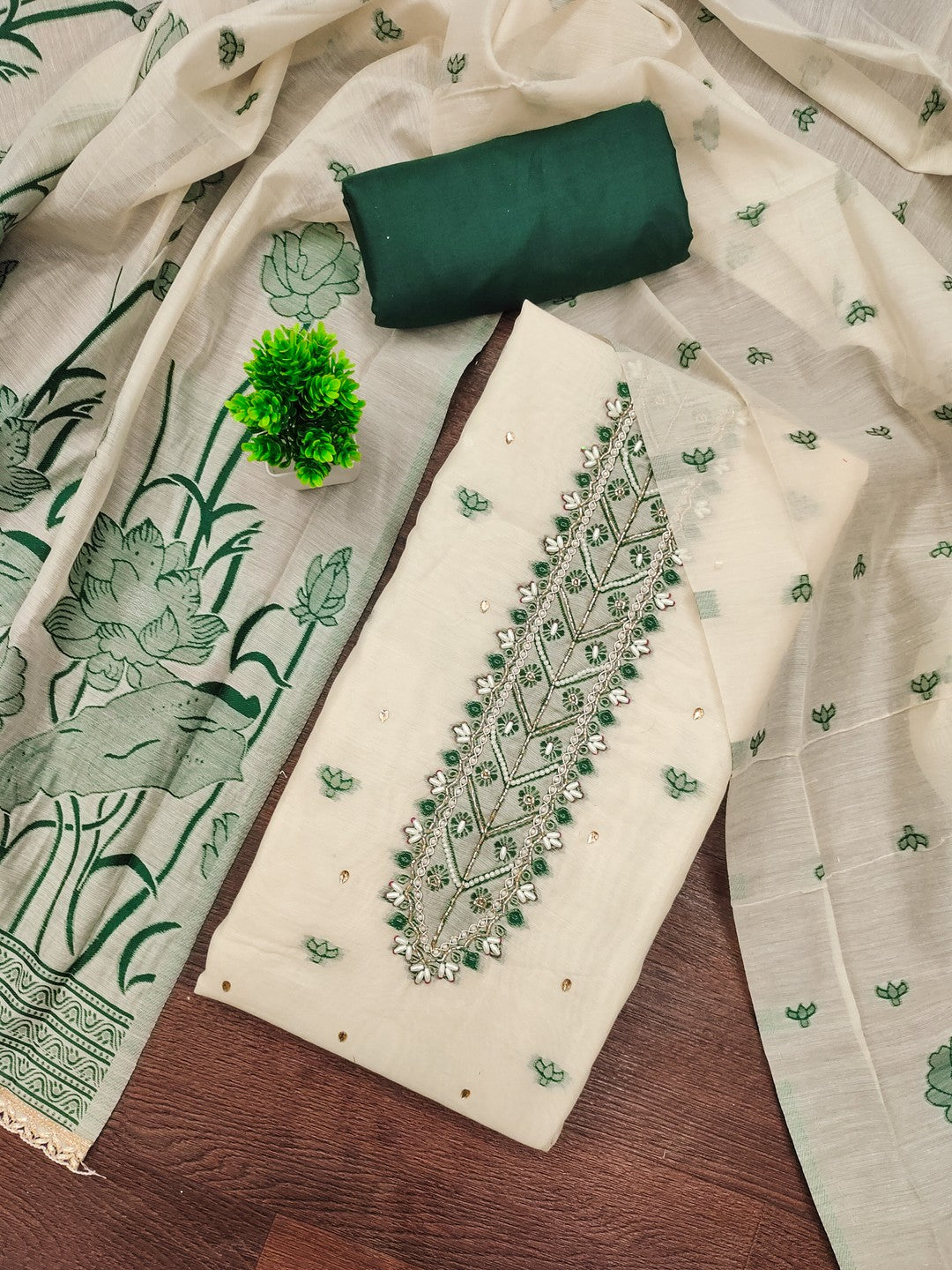 Charming Cream & Green Floral Weaving Banarasi Silk Dress Material Showcasing Refined Moti Handwork - Image 3
