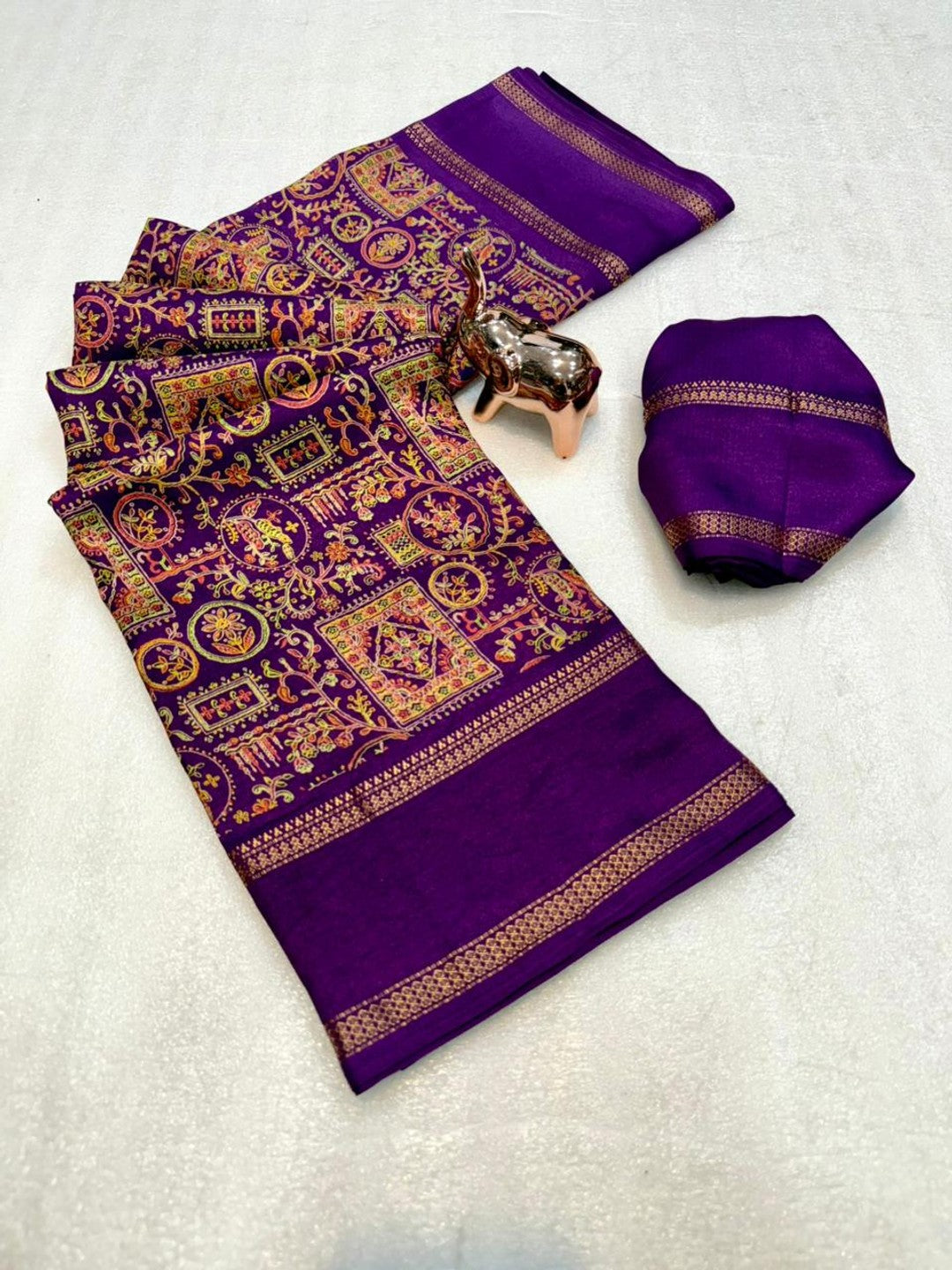 Elegant Purple Tussar Silk Saree Featuring Traditional Zari Detailing - Image 2