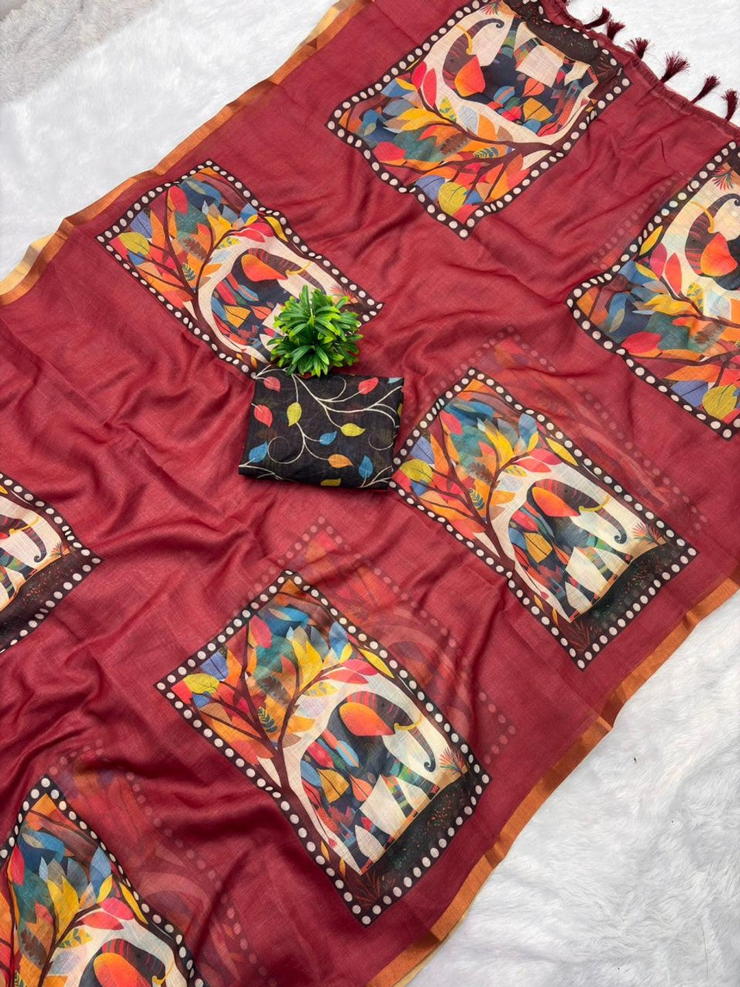 Graceful Red Linen Cotton Saree With Stylish Floral Prints For Effortless Elegance - Image 3