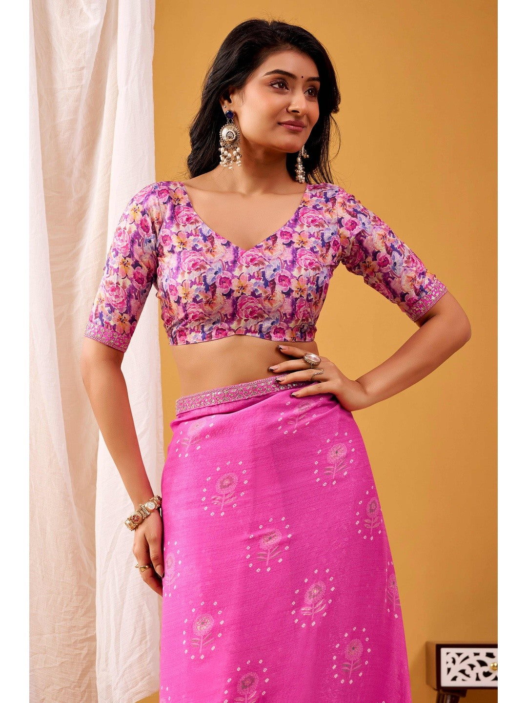 Soft Pink Floral & Bandhani Foil Printed Chiffon Saree Enhanced By Fine Sequins Embroidered Border - Image 6