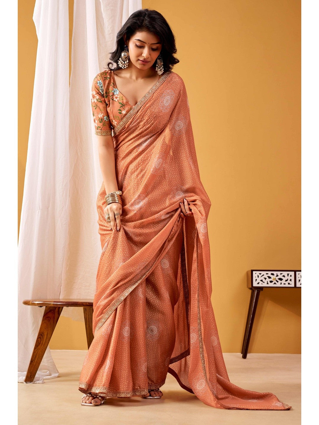 Sophisticated Dusty Peach Bandhani Foil Printed Chiffon Saree With Luxe Sequins Embroidered Border - Image 3