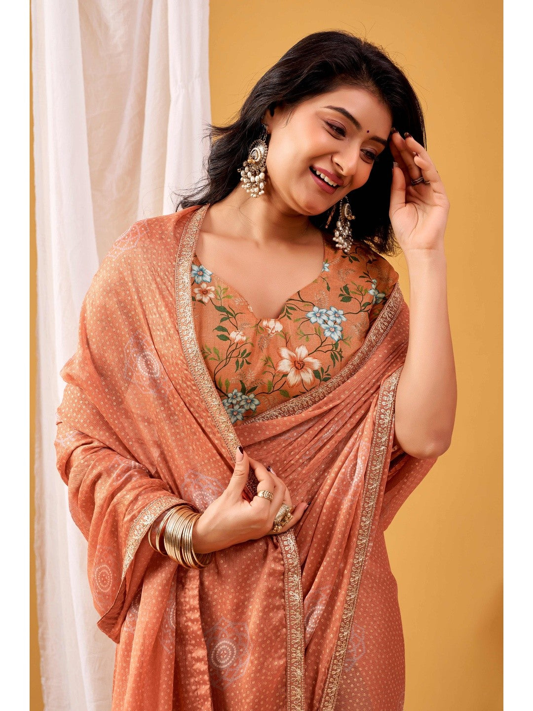 Sophisticated Dusty Peach Bandhani Foil Printed Chiffon Saree With Luxe Sequins Embroidered Border - Image 2
