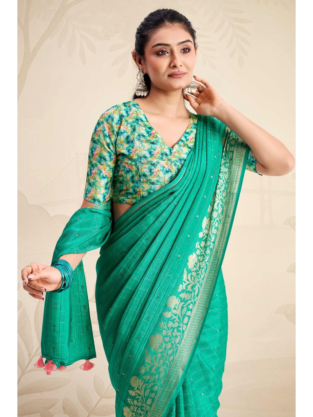 Refreshing Rama Green Floral Weaving Chinon Jacquard Saree With Artful Tassel Pallu Accent - Image 3
