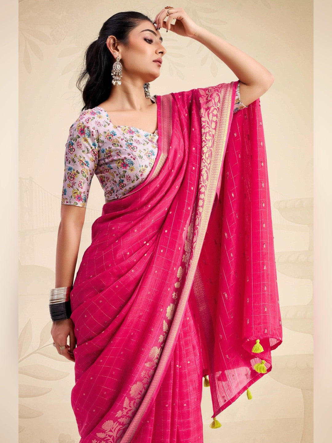 Refreshing Rani Pink Floral Weaving Chinon Jacquard Saree With Artful Tassel Pallu Accent - Image 3