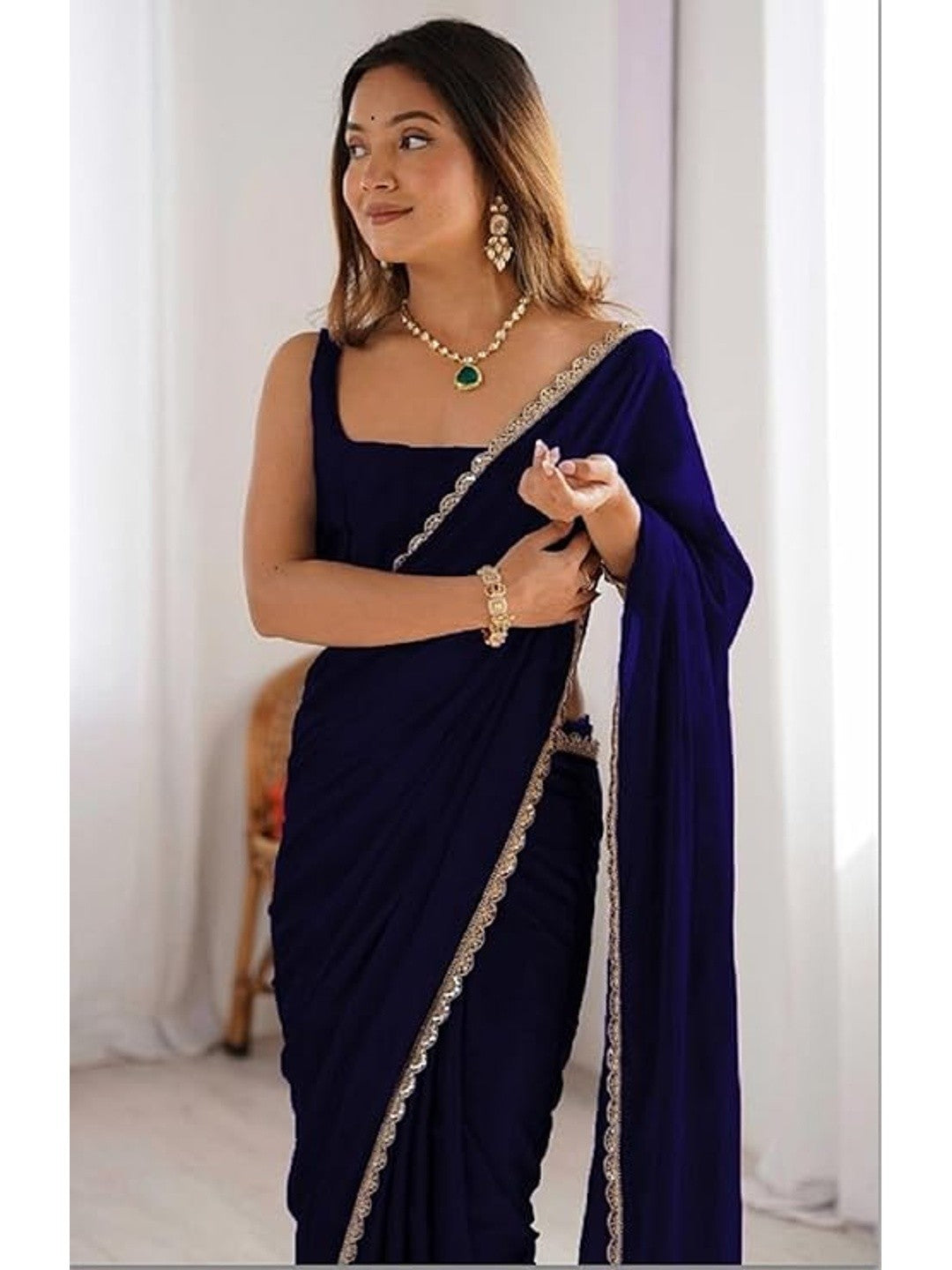 Royal Navy Blue Silk Blend Saree for Evening Parties with Lace Border Accent - Image 2