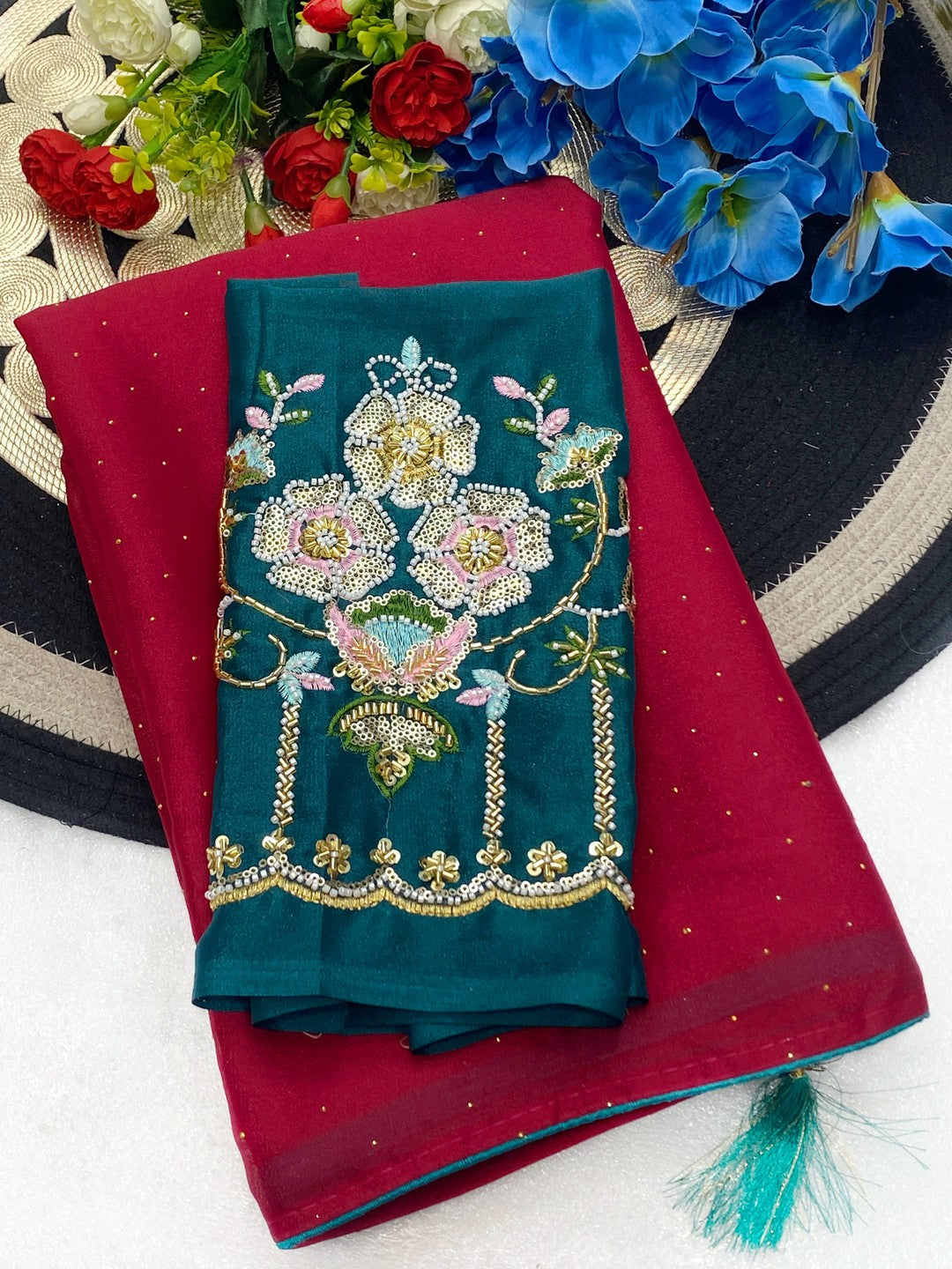 Graceful Pink Georgette Saree Accented With Shimmering Swarovski Work & Artful Tassel Pallu - Image 4