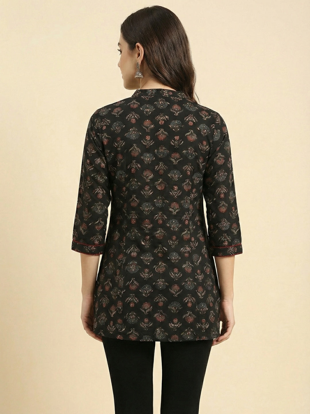 Black Floral Printed Rayon Straight Fit Top for Modern Casual Look - Image 3