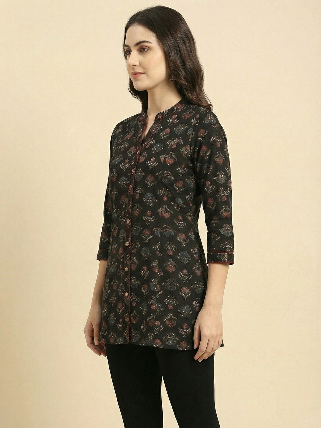Black Floral Printed Rayon Straight Fit Top for Modern Casual Look - Image 4