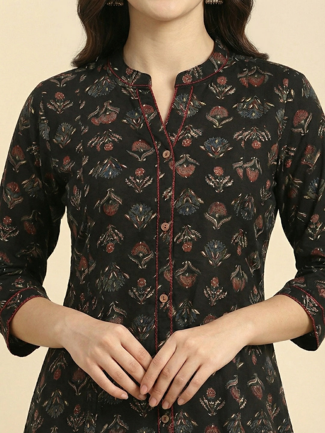 Black Floral Printed Rayon Straight Fit Top for Modern Casual Look - Image 2