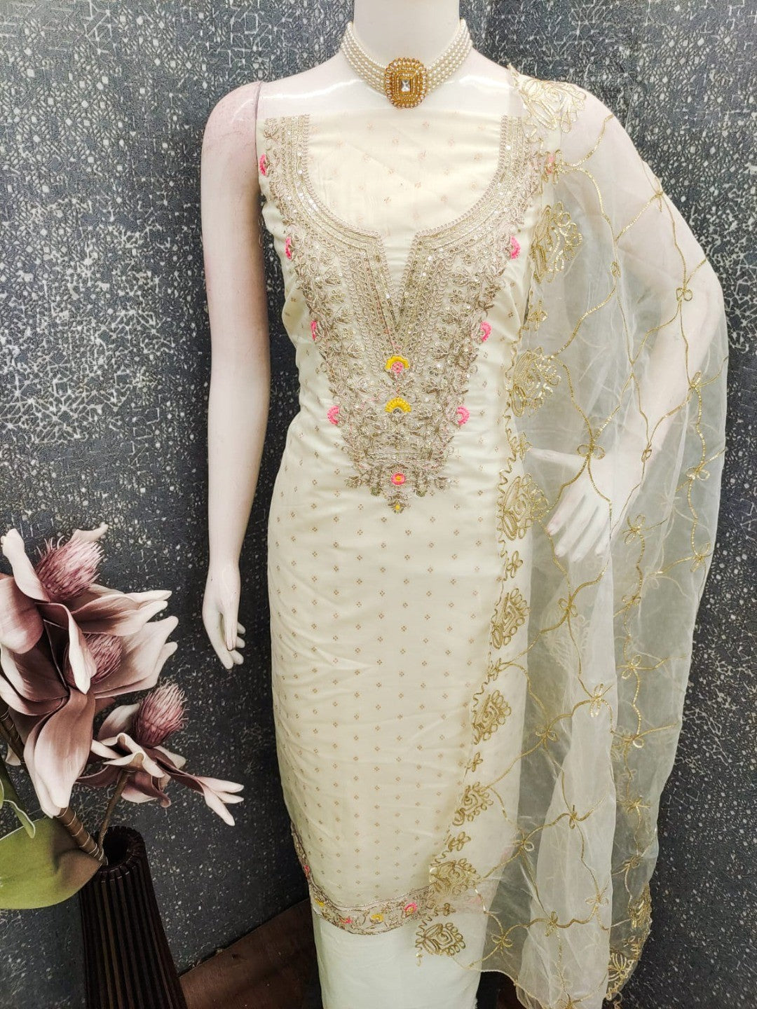 Off White Chanderi Dress Material Featuring Intricate Thread Embroidery - Image 5