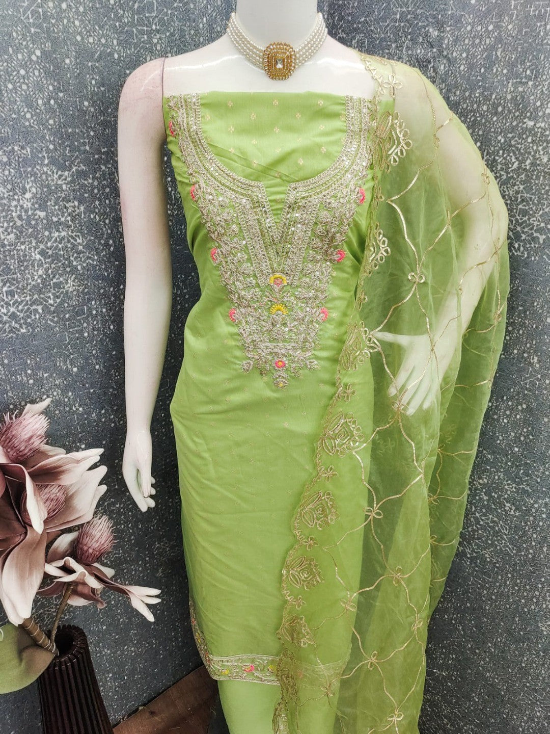 Green Chanderi Dress Material Featuring Intricate Thread Embroidery - Image 4
