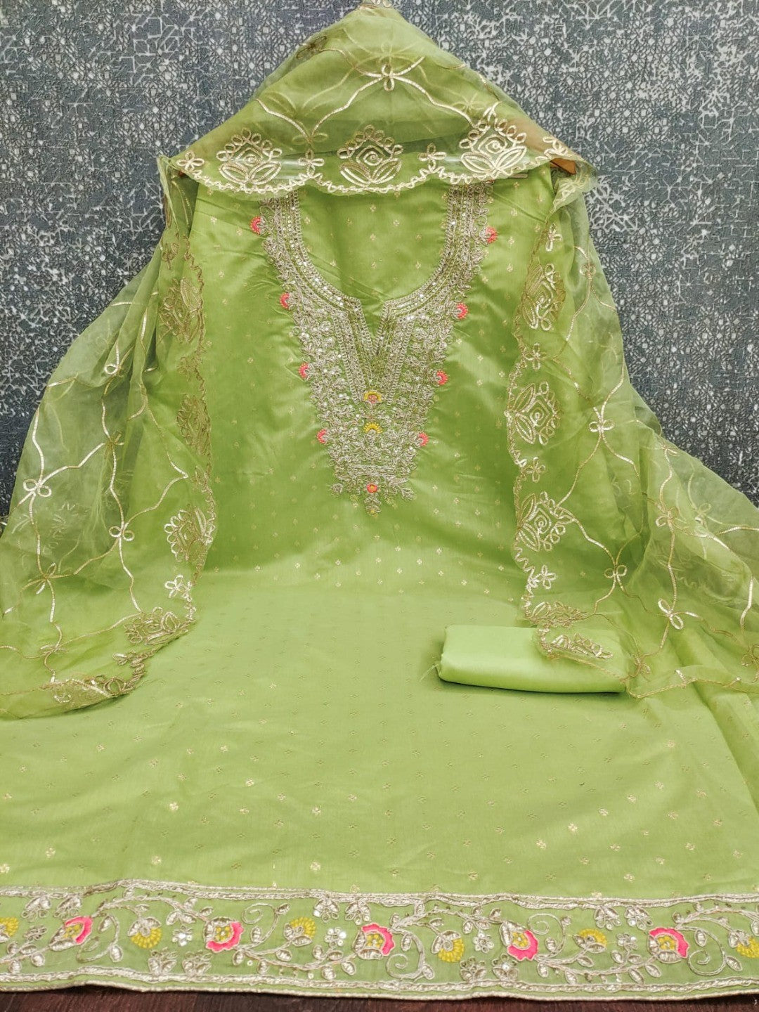 Green Chanderi Dress Material Featuring Intricate Thread Embroidery - Image 5