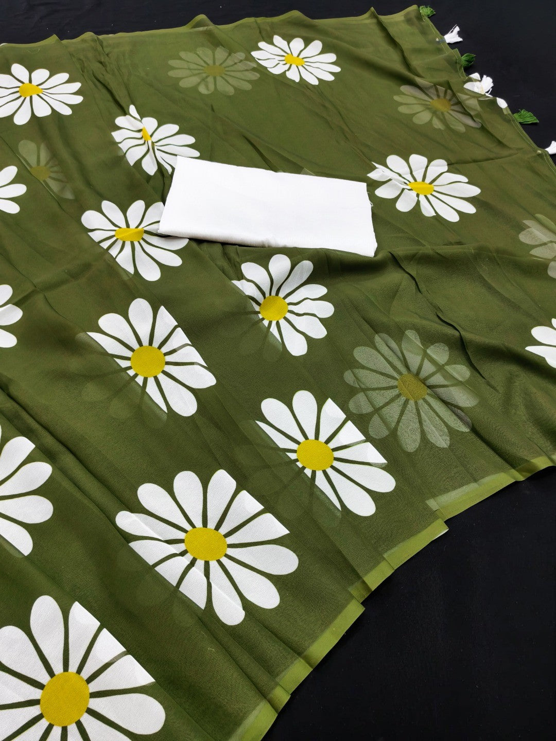 Mehendi Green Georgette Saree Featuring Delicate Floral Prints & Tassels Pallu - Image 2