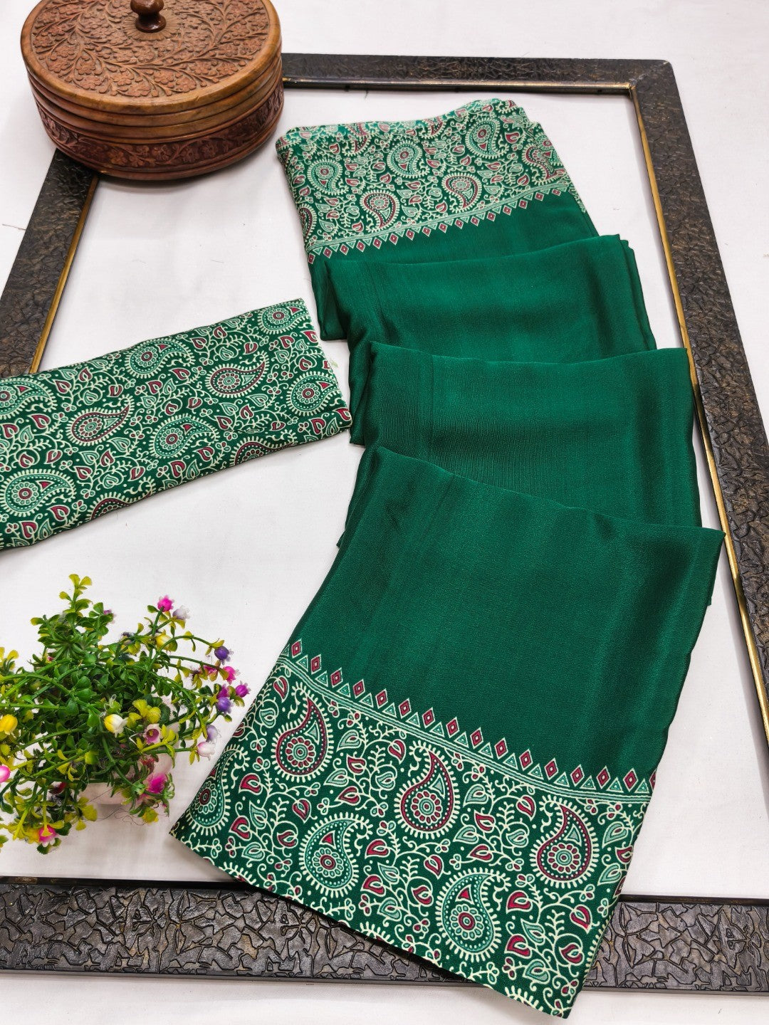 Green Satin Saree In Ajrakh Floral Print With Tassel Adorned Pallu - Image 3