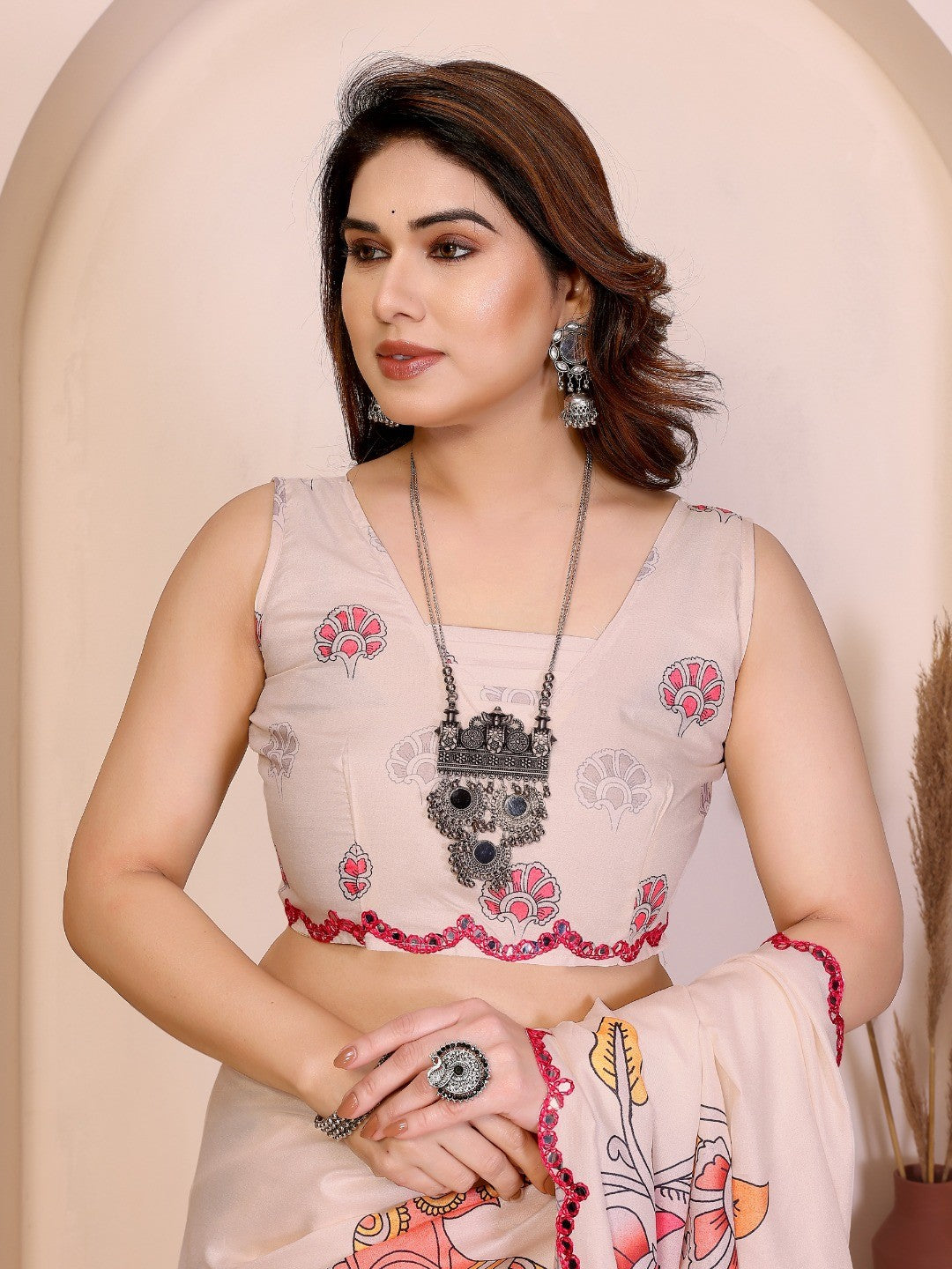 Cream Silk Blend Saree with Digital Print & Mirror Embellished Border - Image 3