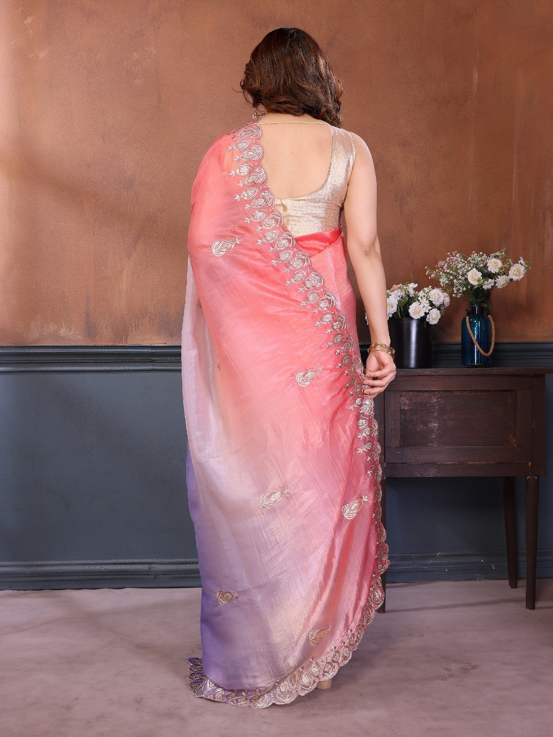 Graceful Lavender & Peach Blend Saree with Heavy Embroidered Detailing - Image 4