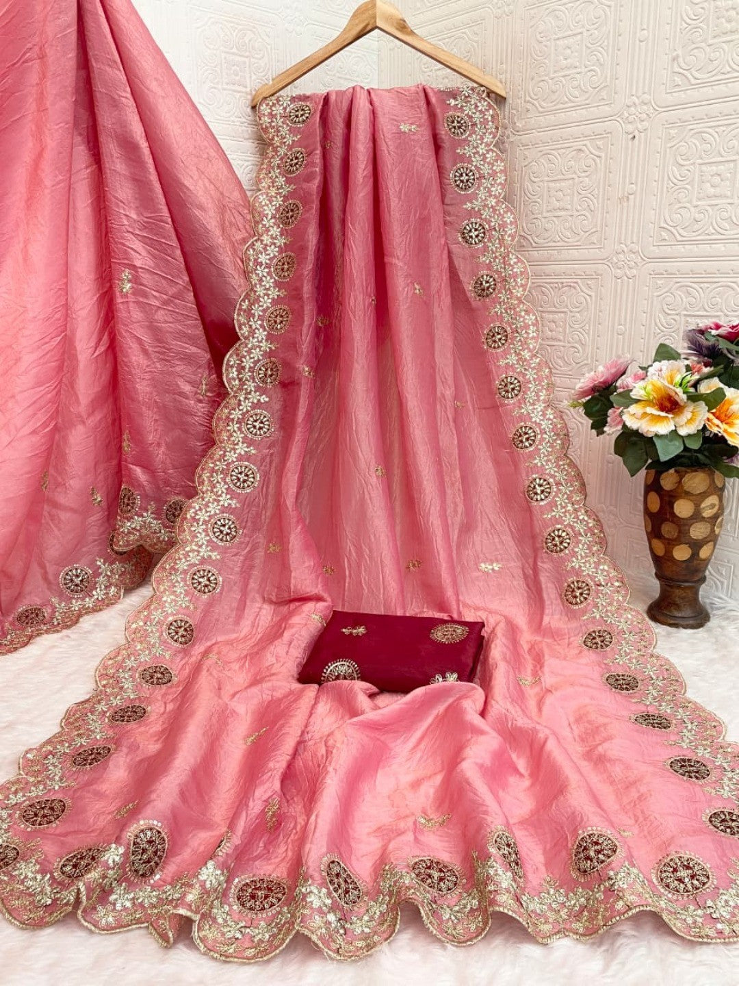 Pink Charm Crunchy Saree with Premium Embroidered Border - Image 4
