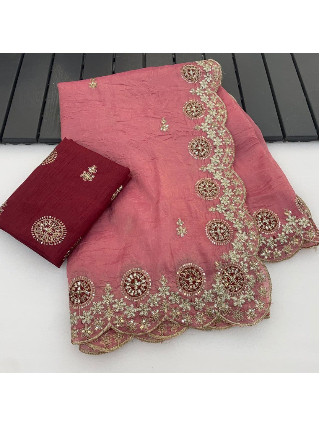 Pink Charm Crunchy Saree with Premium Embroidered Border - Image 6