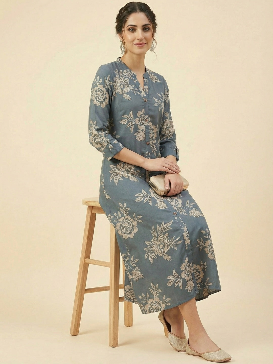 Grey Floral Printed Viscose A-Line Casual Dress with Comfortable Fit - Image 4