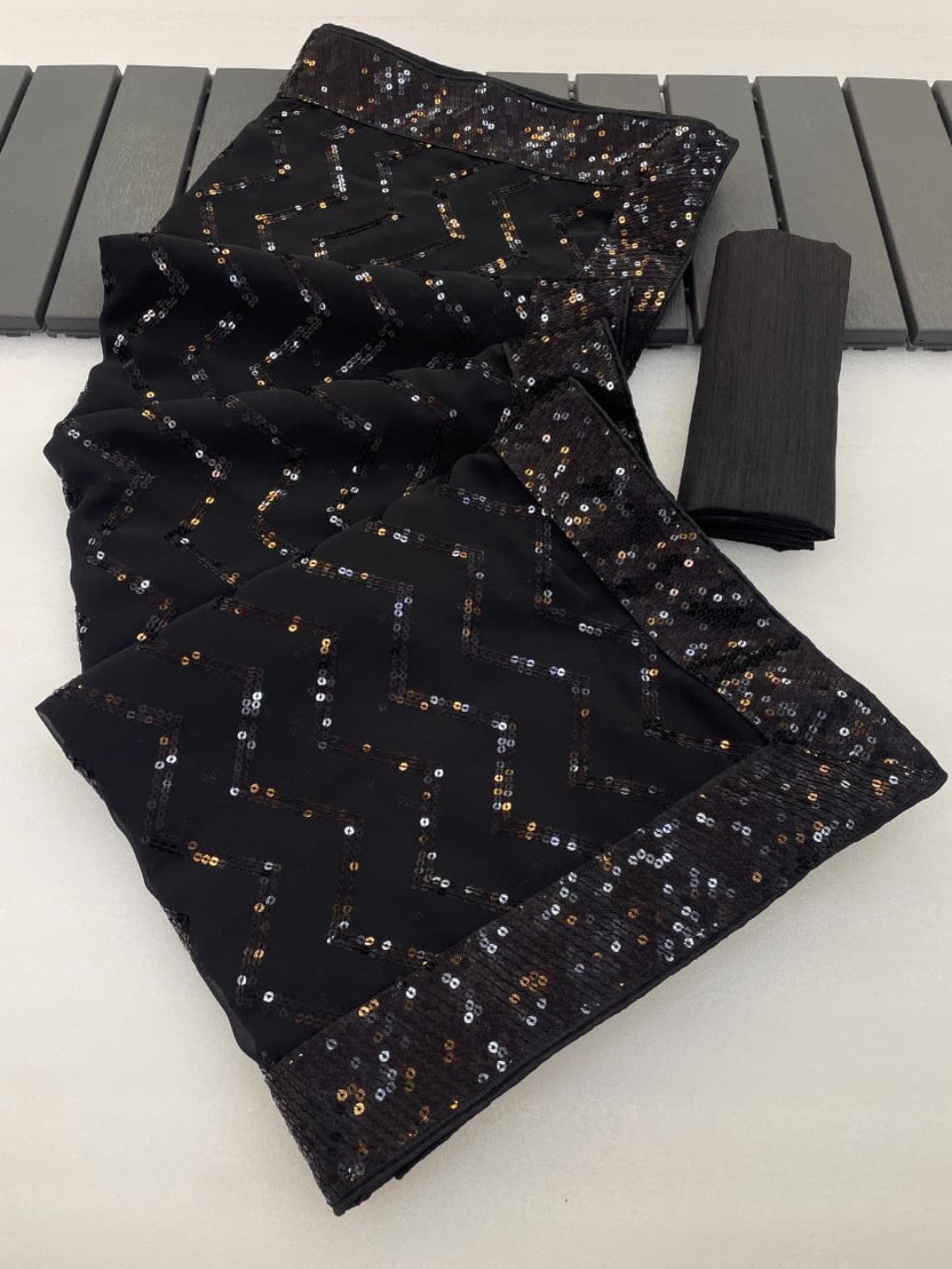 Elegant Black Georgette Silk Saree with Sequin Embellishments - Image 5