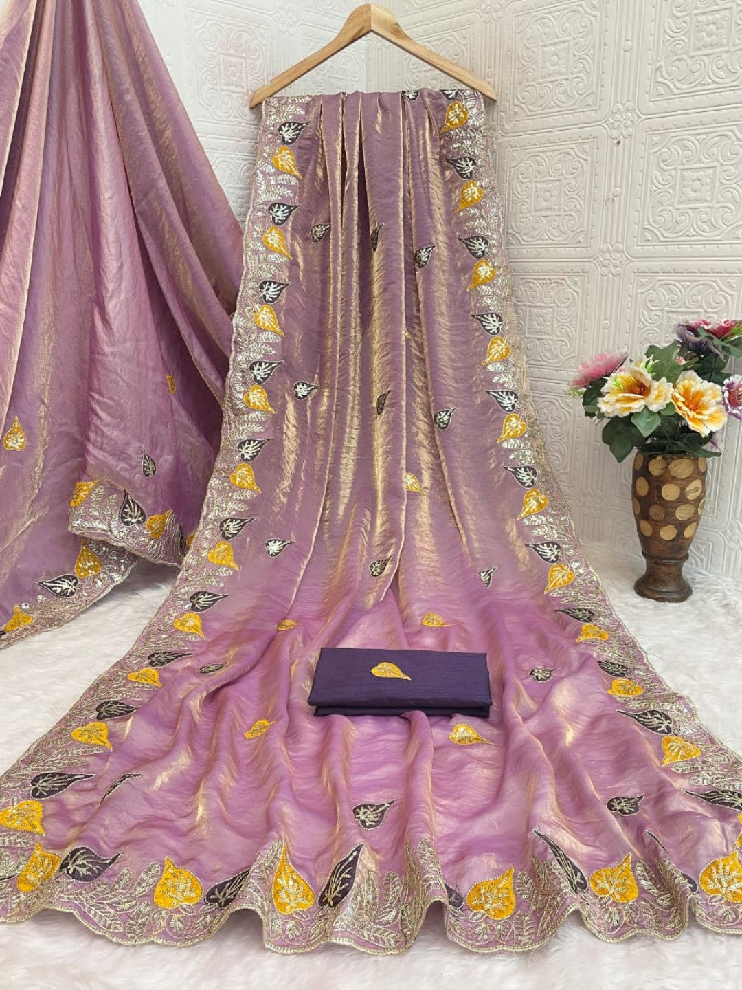 Elegant Light Purple Organza Satin Silk Saree with Leaf Embroidery - Image 4