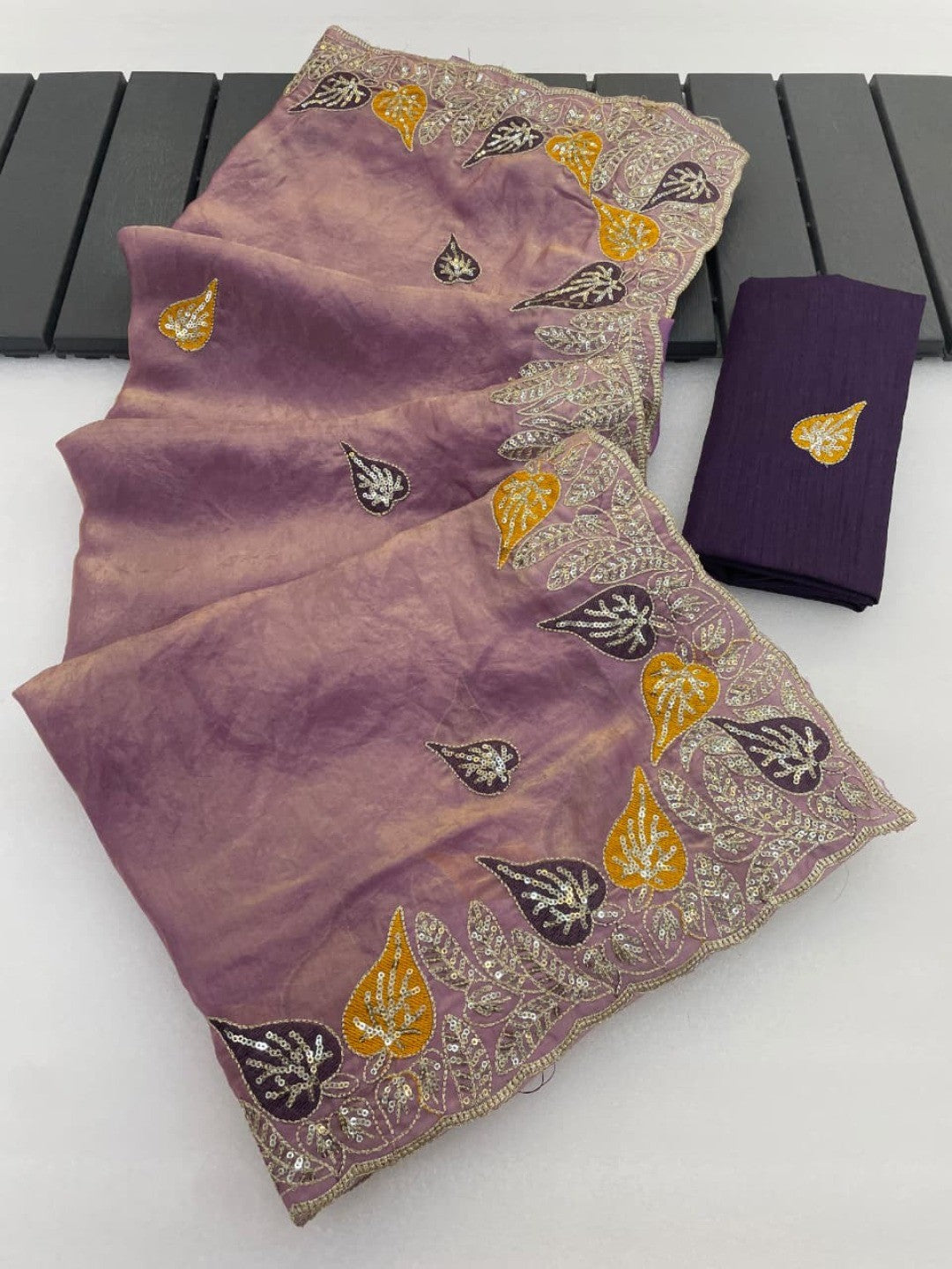 Elegant Light Purple Organza Satin Silk Saree with Leaf Embroidery - Image 6