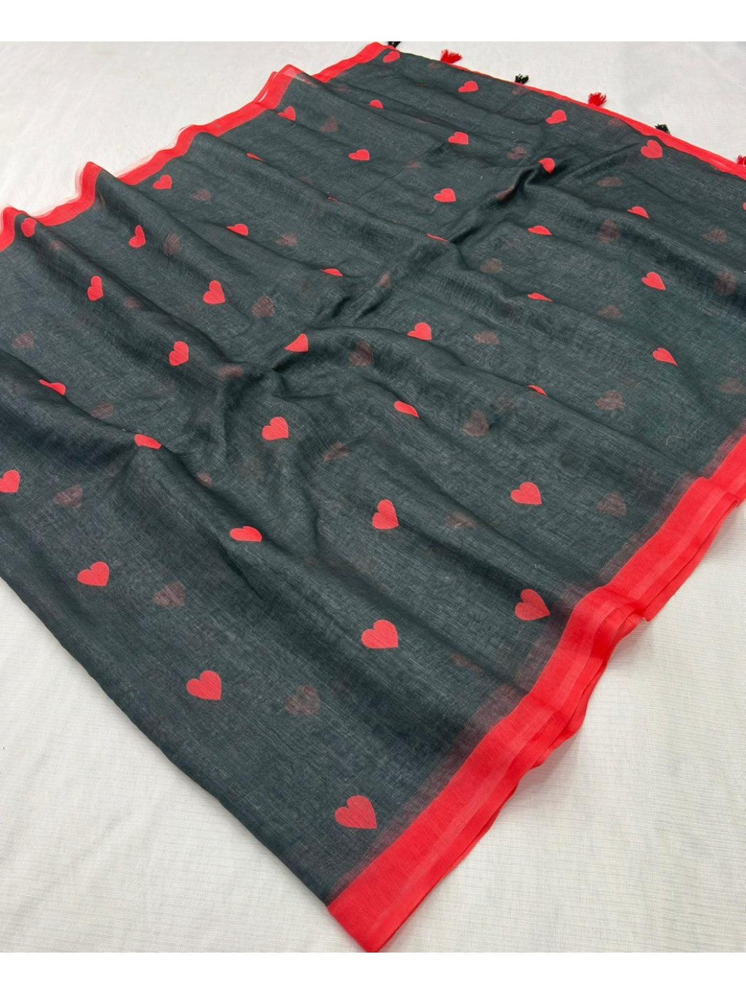Black Digital Printed Linen Saree with Pink Heart Motifs - Image 3
