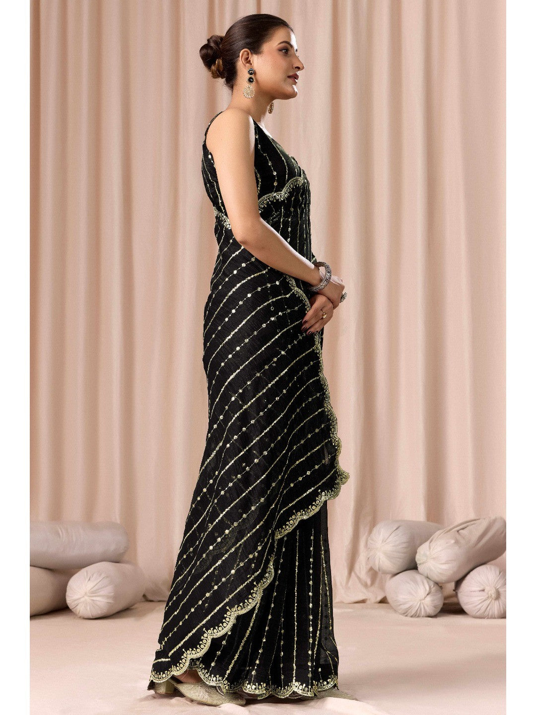 Black Crunchy Saree with Silver Embellishments - Image 7