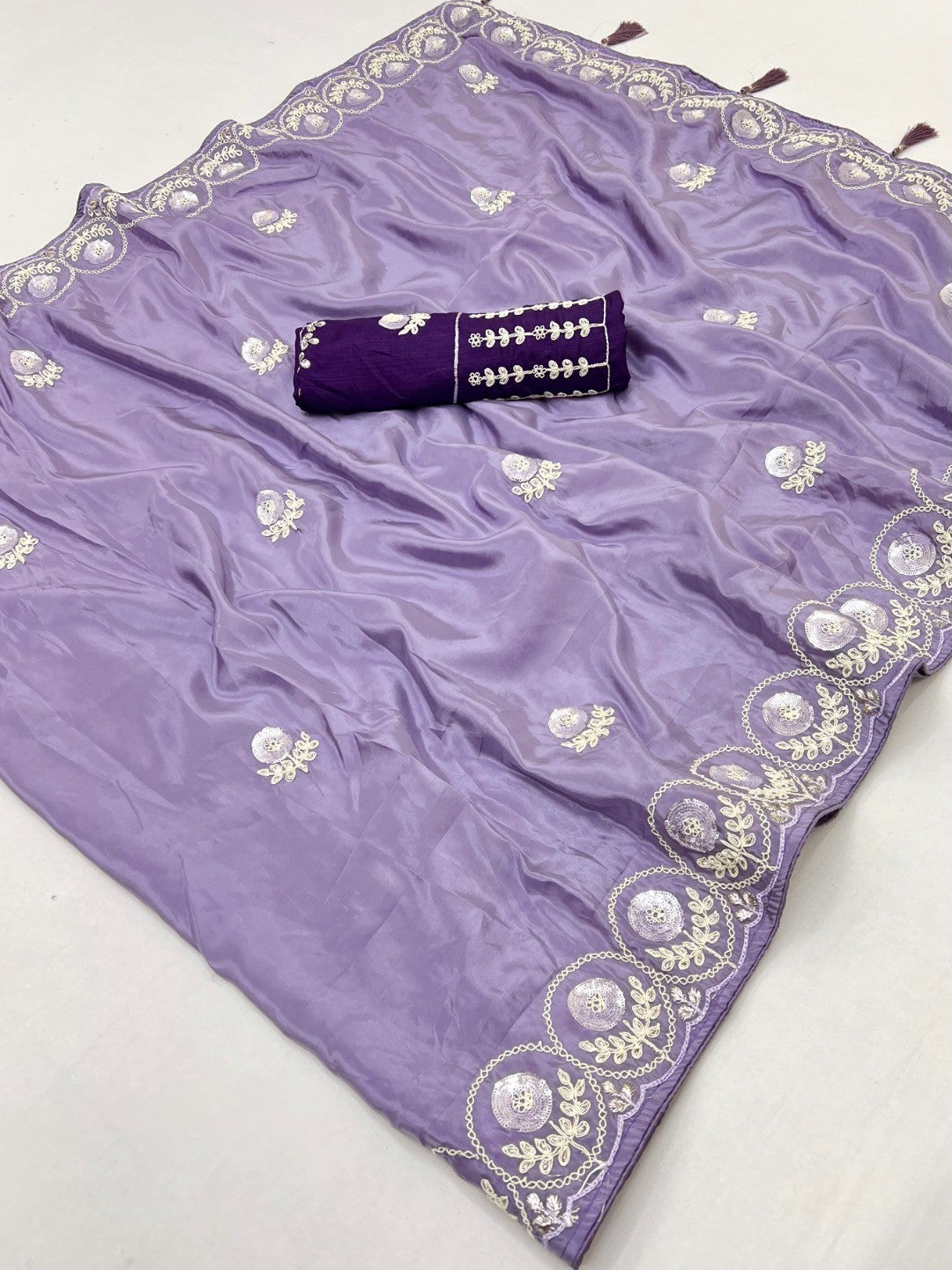 Luxurious Lavender Crepe Saree Featuring Floral Sequins Embroidery & Designer Tassel Pallu - Image 3