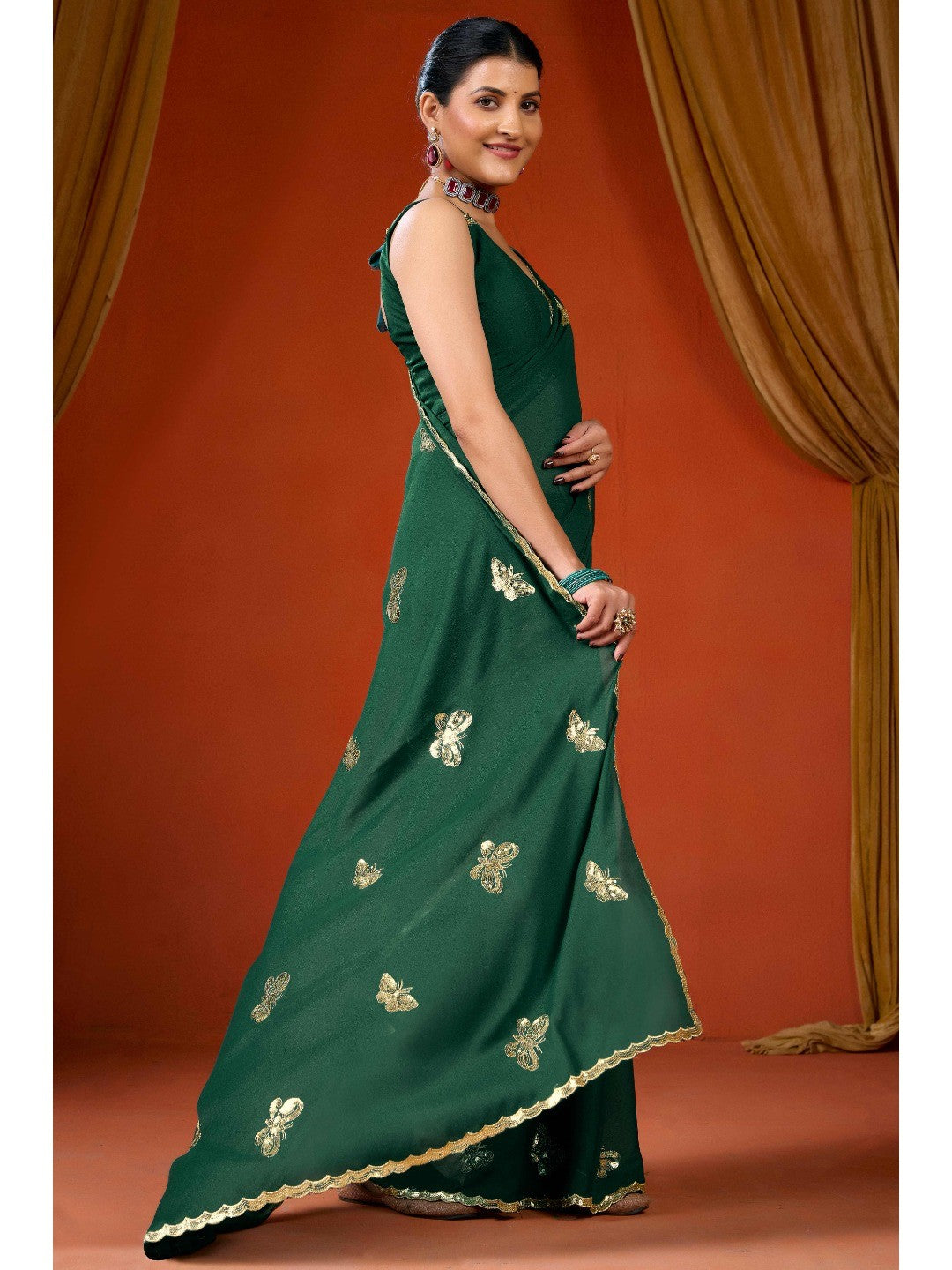 Elegant Green Organza Chiffon Silk Saree with Delicate Embellishment - Image 3