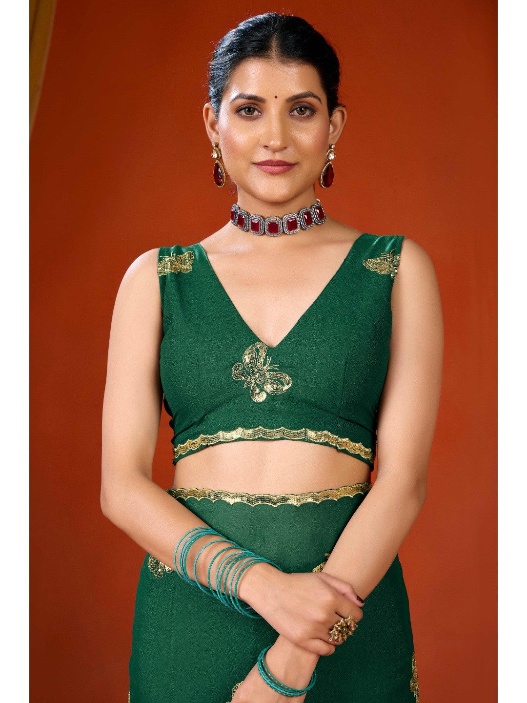 Elegant Green Organza Chiffon Silk Saree with Delicate Embellishment - Image 2