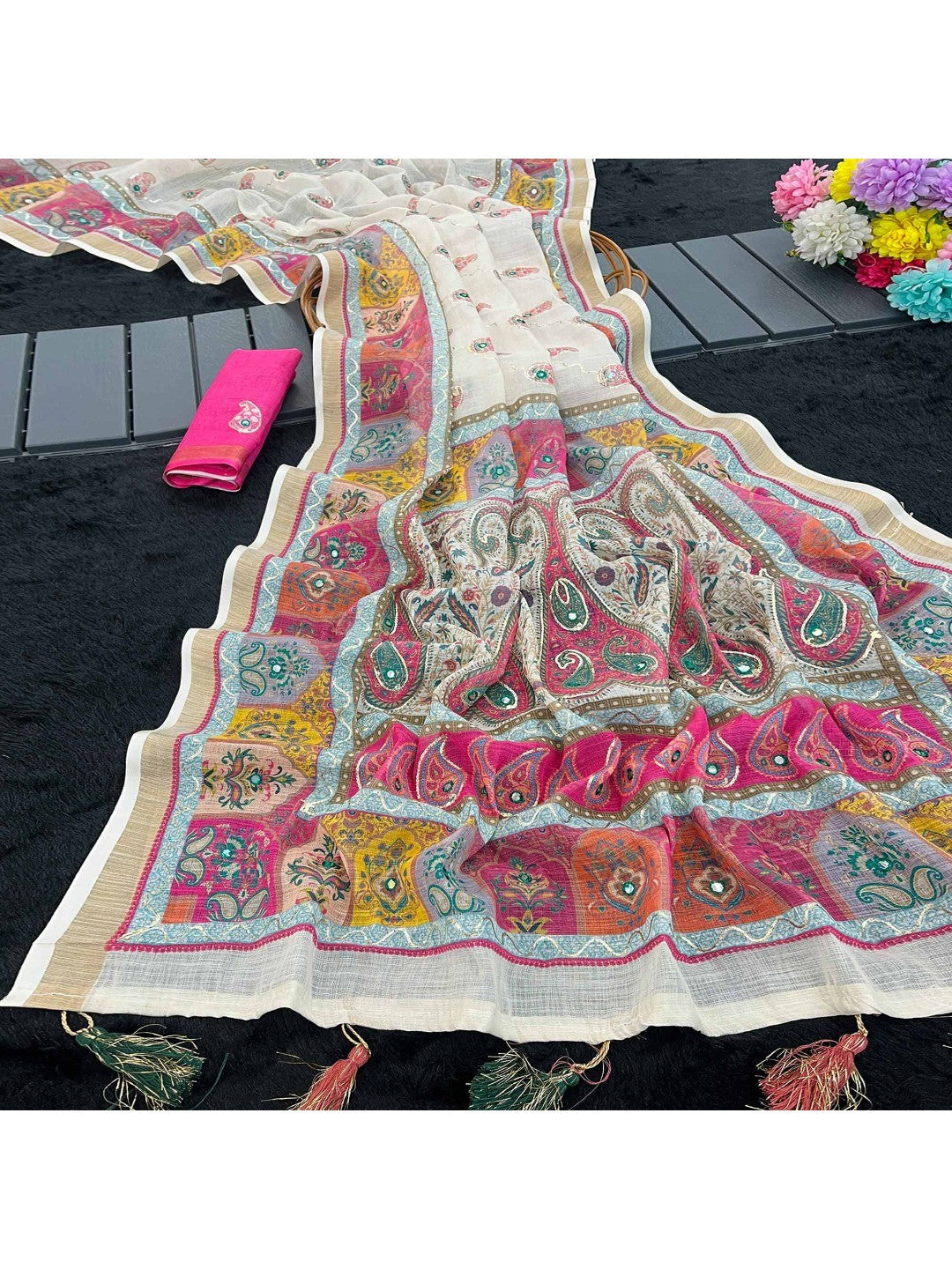 Offwhite Linen Saree Adorned with Paisley Prints and Elegant Embroidery Design - Image 5