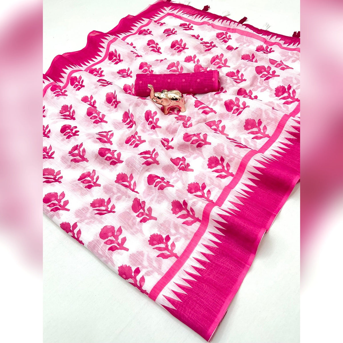 Pink Floral Printed Linen Saree with Blouse Piece - Image 4