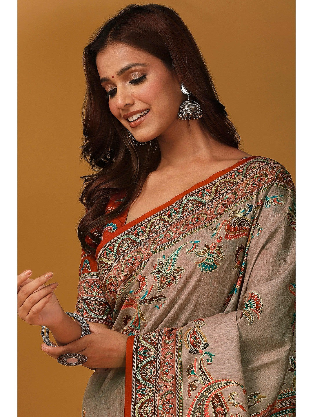 Refreshing Dove Taupe Floral & Paisley Position Printed Pure Viscose Dola Saree With Timeless Charm - Image 6
