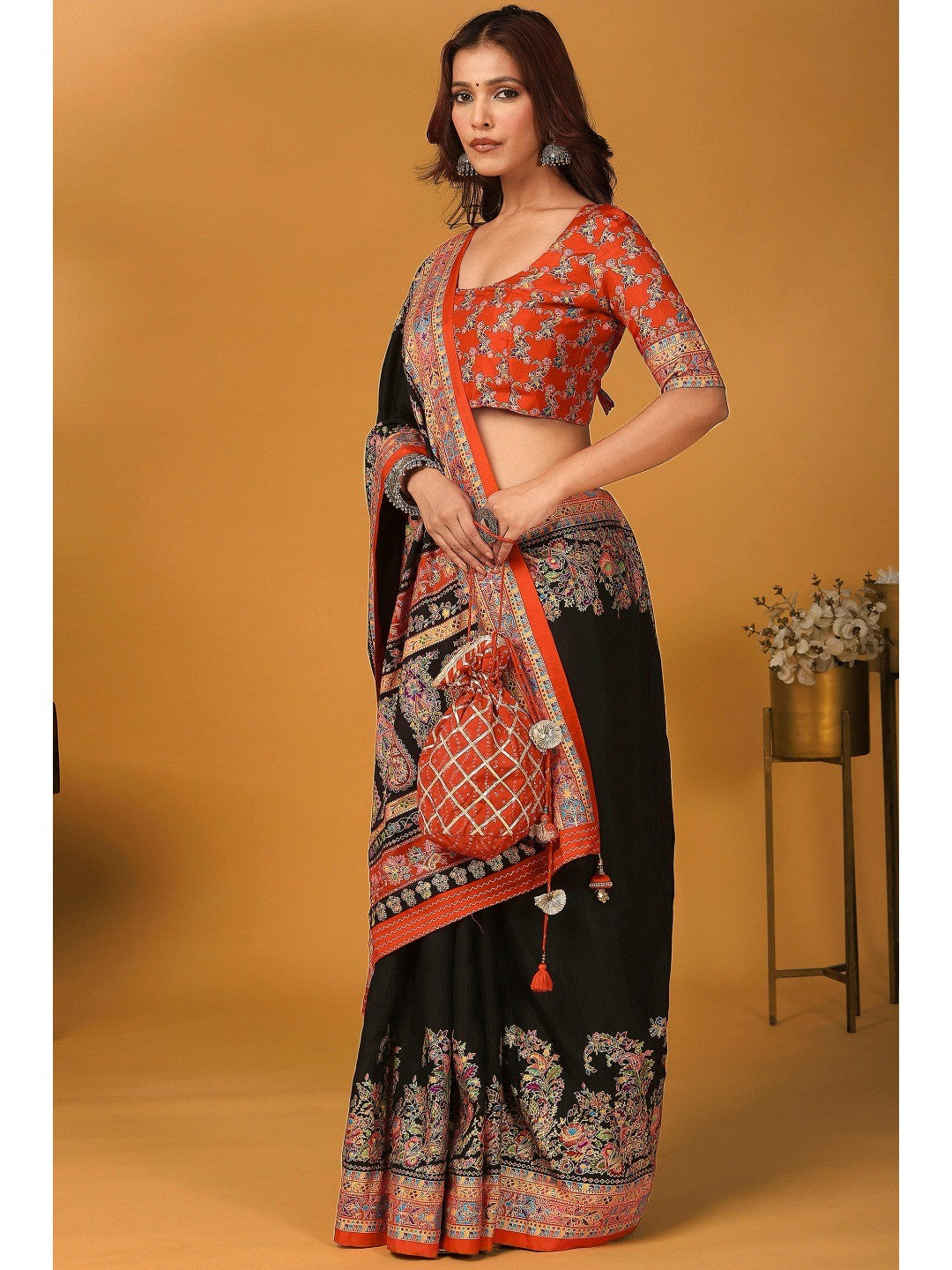 Elegant Black Pure Viscose Dola Saree Adorned With Floral & Paisley Position Prints - Image 8