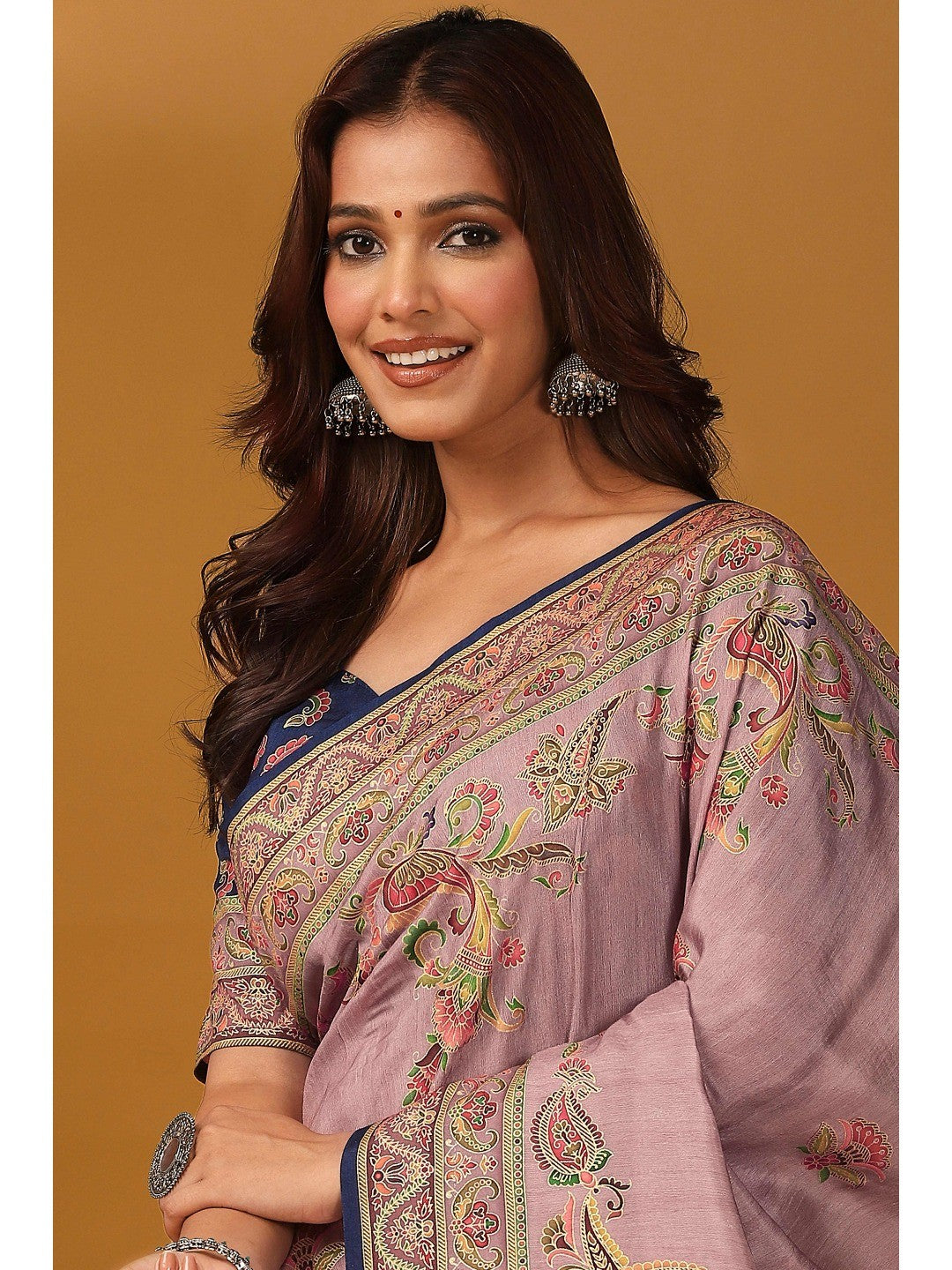 Refreshing Pink Floral & Paisley Position Printed Pure Viscose Dola Saree With Timeless Charm - Image 3
