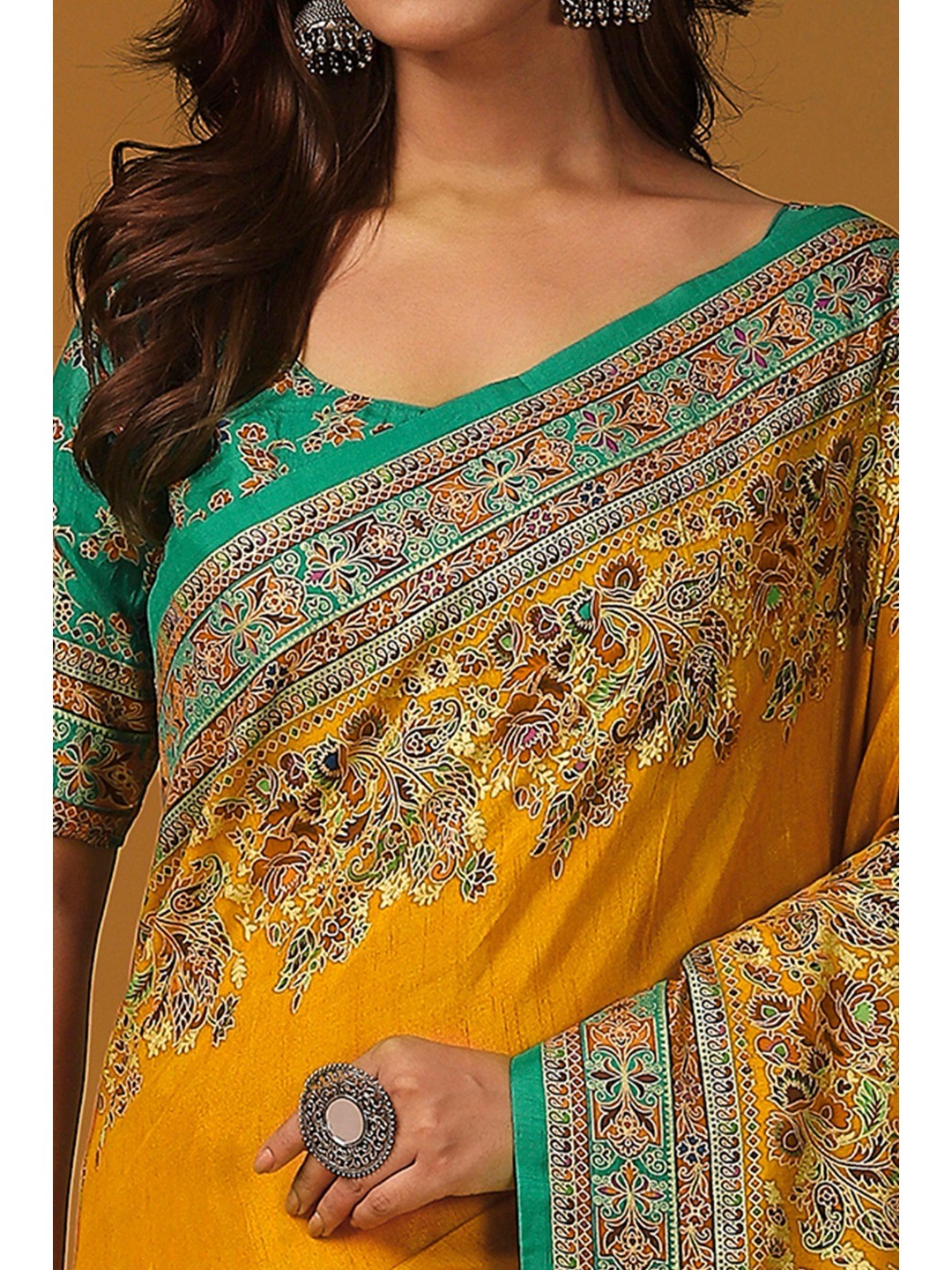 Elegant Mustard Pure Viscose Dola Saree Adorned With Floral & Paisley Position Prints - Image 4