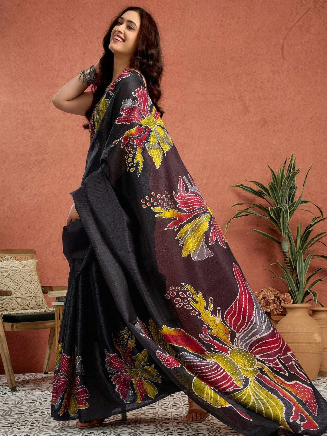 Black Floral Printed Crepe Saree with Feminine Design and Elegant Everyday to Casual Look - Image 2
