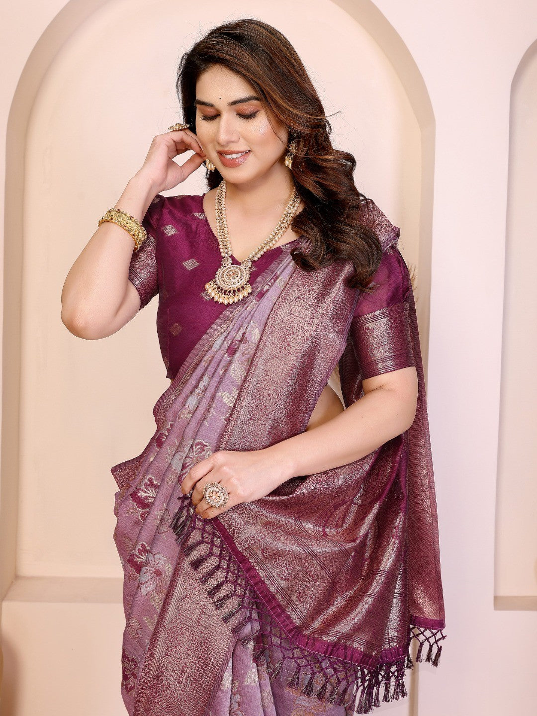 Classic Purple Jacquard Weaving Pure Cotton Saree With Elegant Floral Motifs & Tassel Pallu - Image 3