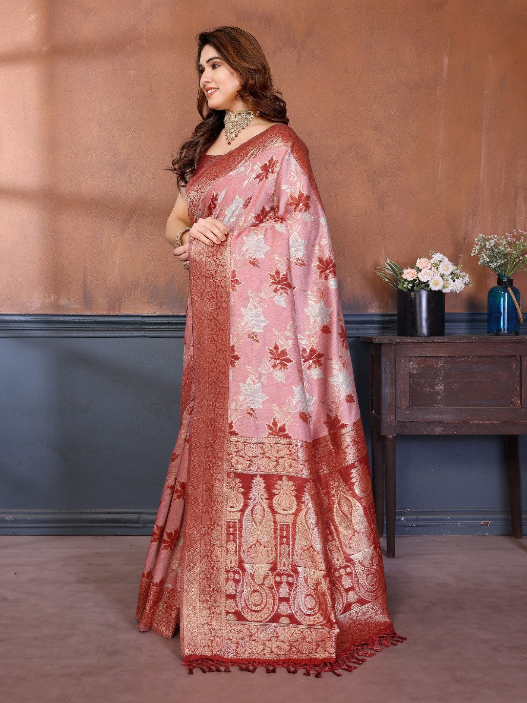 Classic Maroon Floral Jacquard Zari Weaving Pure Cotton Saree With Traditional Tassels Pallu - Image 2
