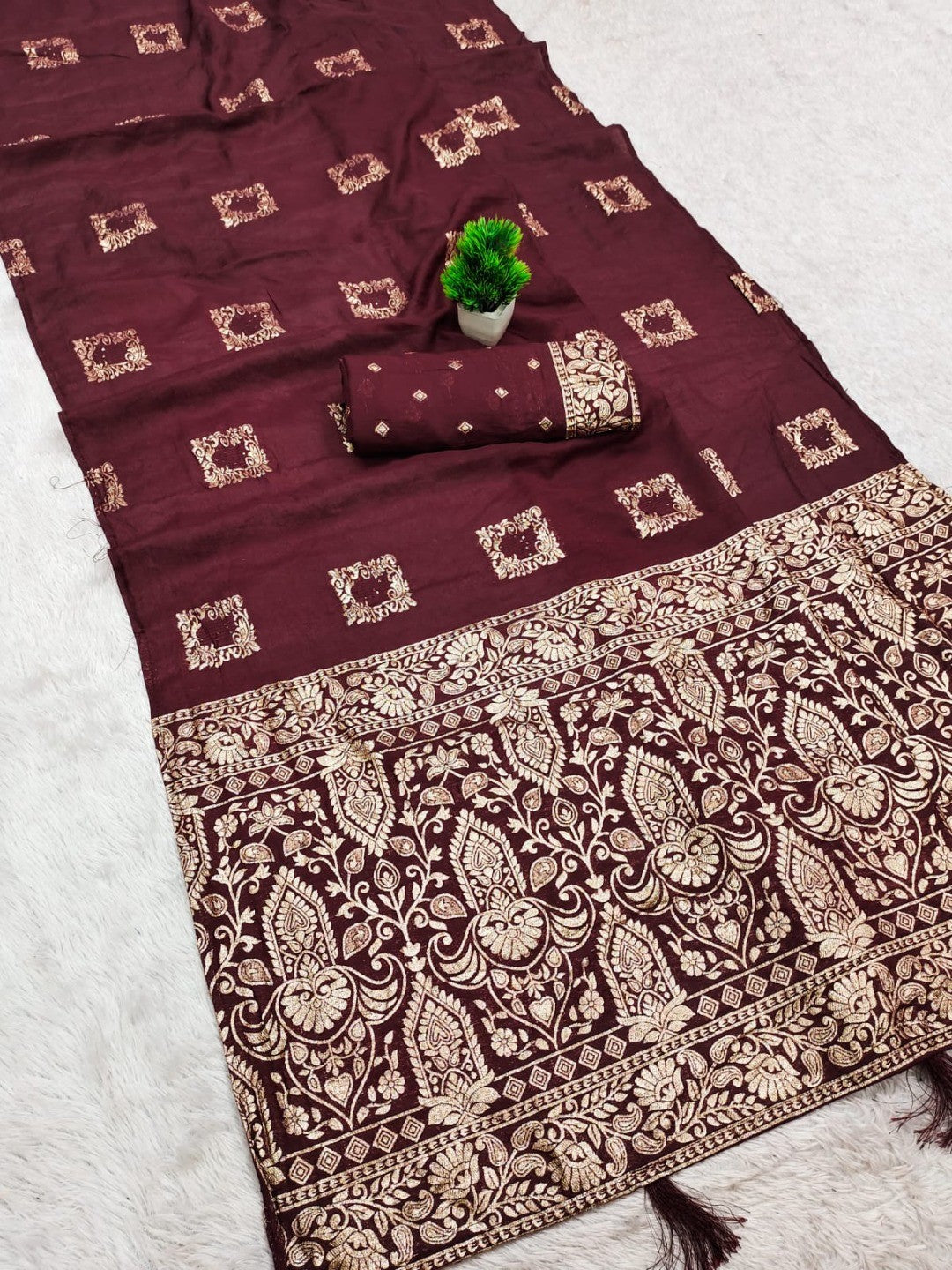 Elegant Maroon Cotton Blend Saree Crafted With Rich Zari Weaving & Heritage Floral Design - Image 1