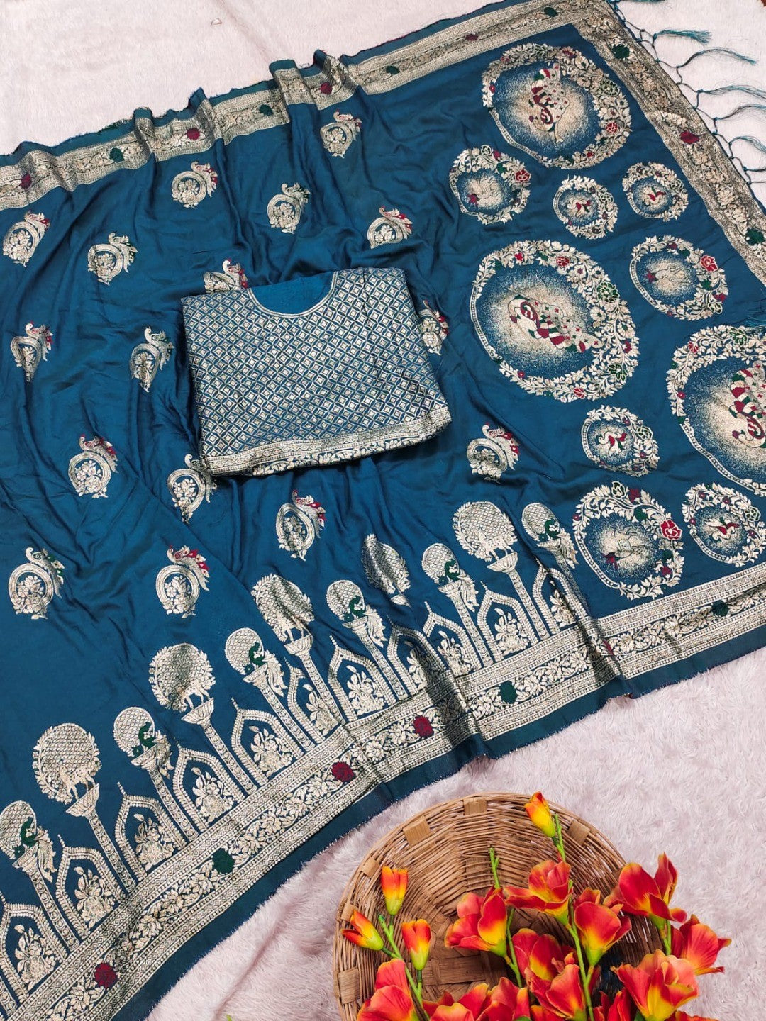 Blue Cotton Blend Saree featuring Exquisite Antique Peacock & Deer Motif Weaving With Grand Pallu - Image 2