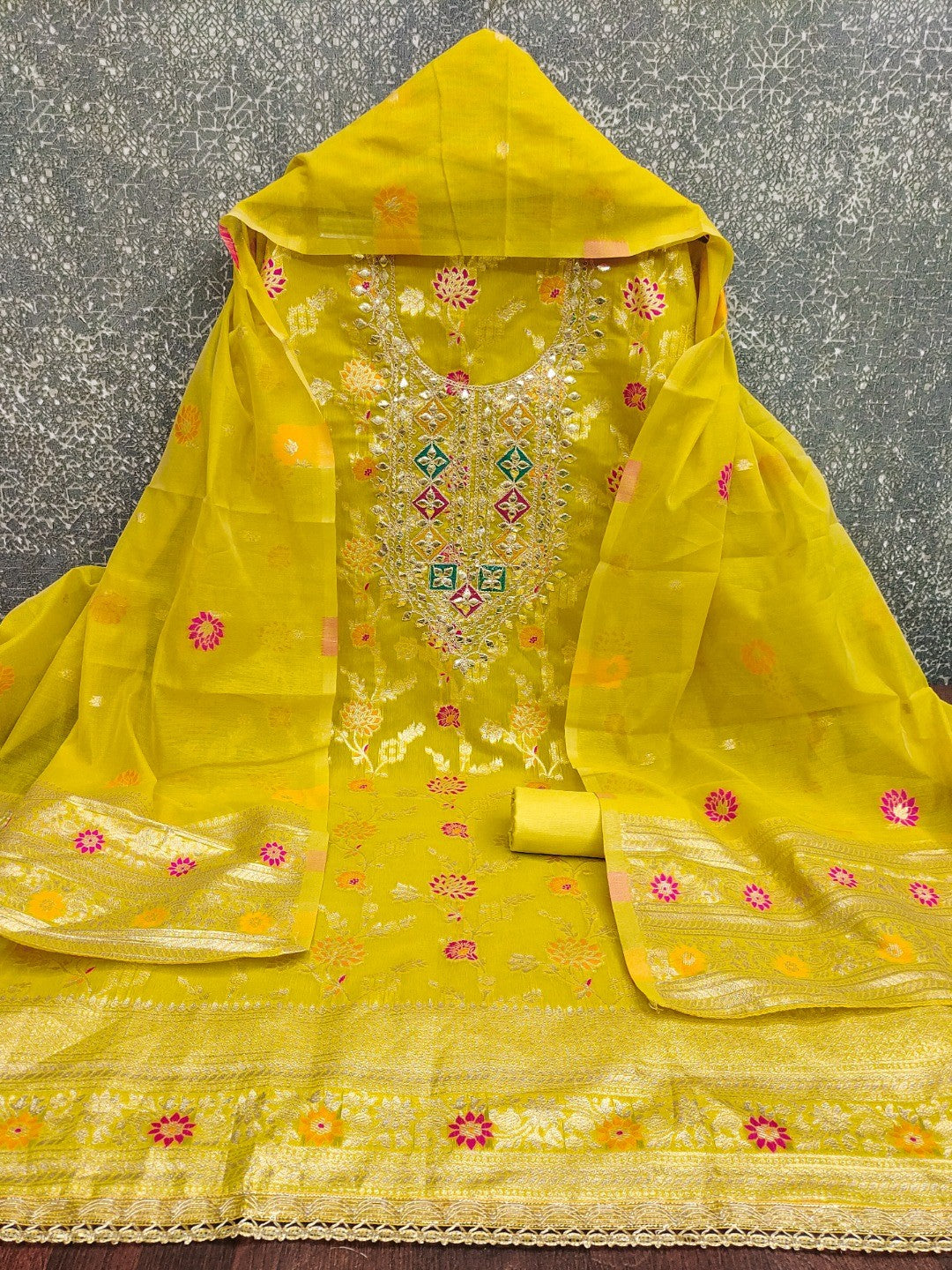 Elegant Lime Green Floral Weave Banarasi Silk Dress Material With Sequins Embroidered Accents - Image 4