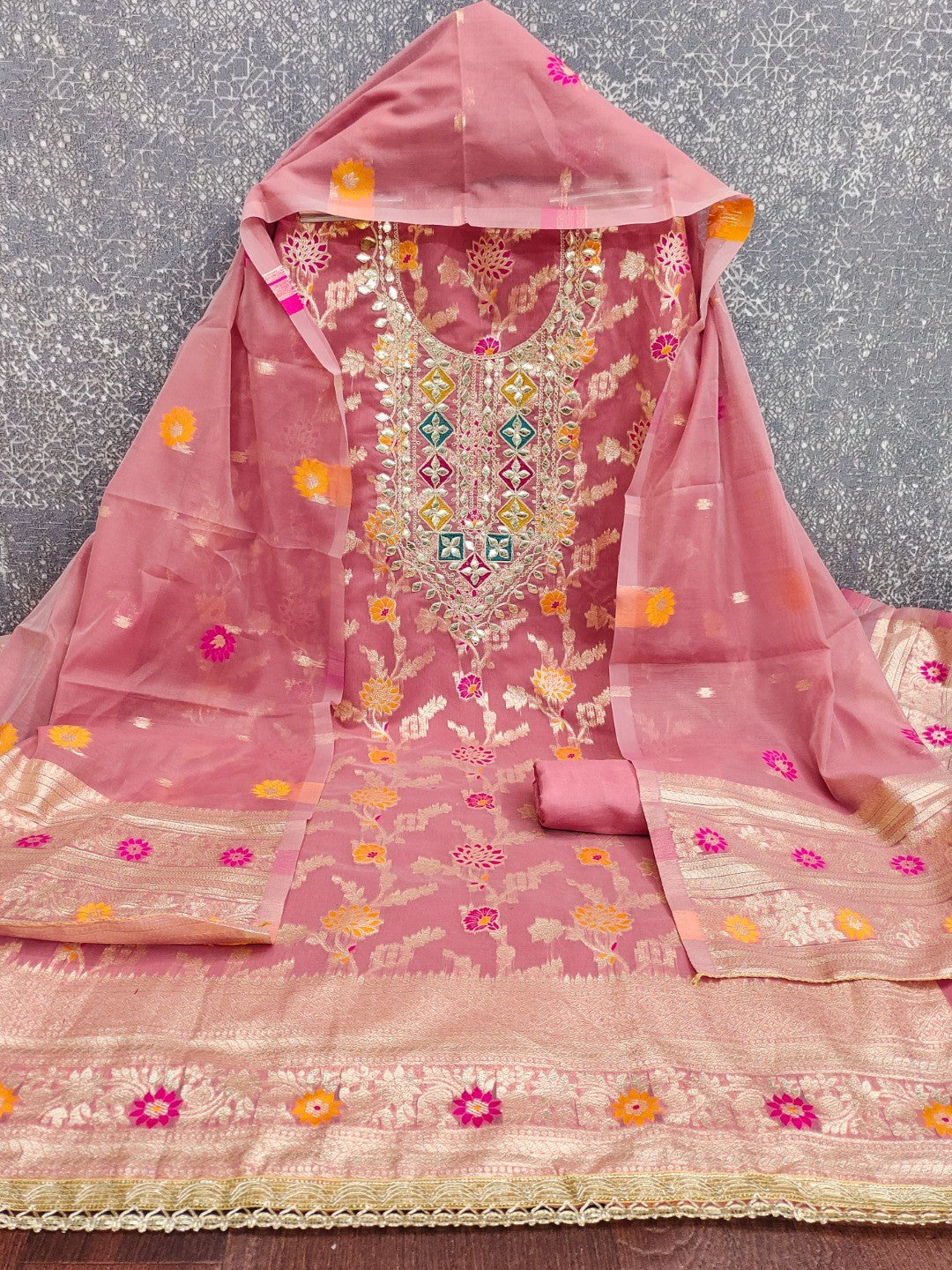Elegant Pink Floral Weave Banarasi Silk Dress Material With Sequins Embroidered Accents - Image 3