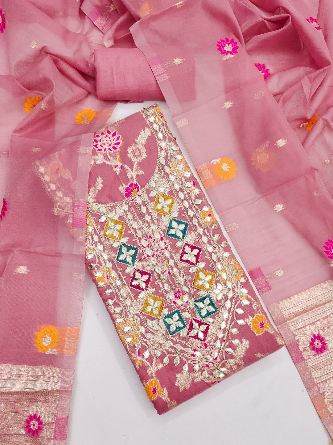 Elegant Pink Floral Weave Banarasi Silk Dress Material With Sequins Embroidered Accents - Image 3
