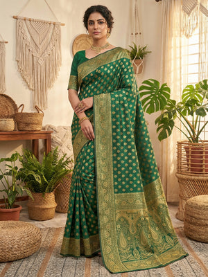 Luxurious Green Jacquard Woven Lichi Pure Silk Saree Showcasing Floral & Paisley Pallu - Image 1