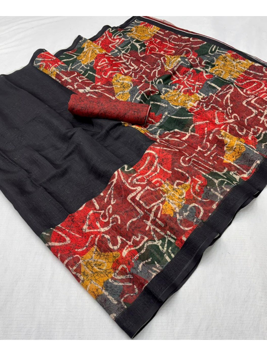 Modern Casual Wear Black Linen Saree with Statement Abstract Printed Styling - Image 2