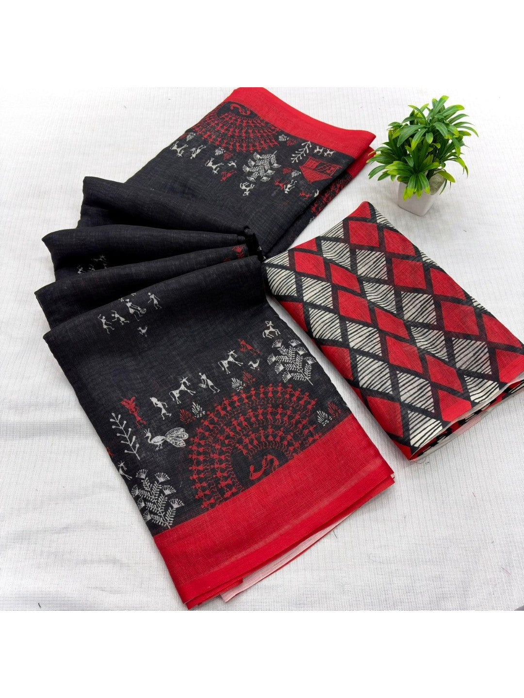 Modern Casual Wear Black Linen Saree with Statement Warli Printed Styling - Image 2